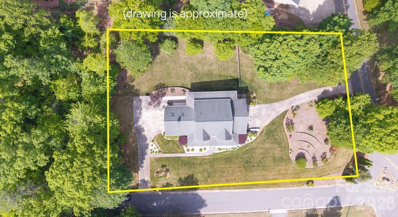 1857 Little John Road Morganton, NC 28655 - Photo 5 of 39