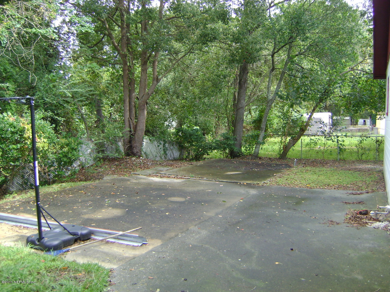 6835 Van Gundy Road Jacksonville, FL 32208 - Photo 9 of 12 BACKVIEW-2