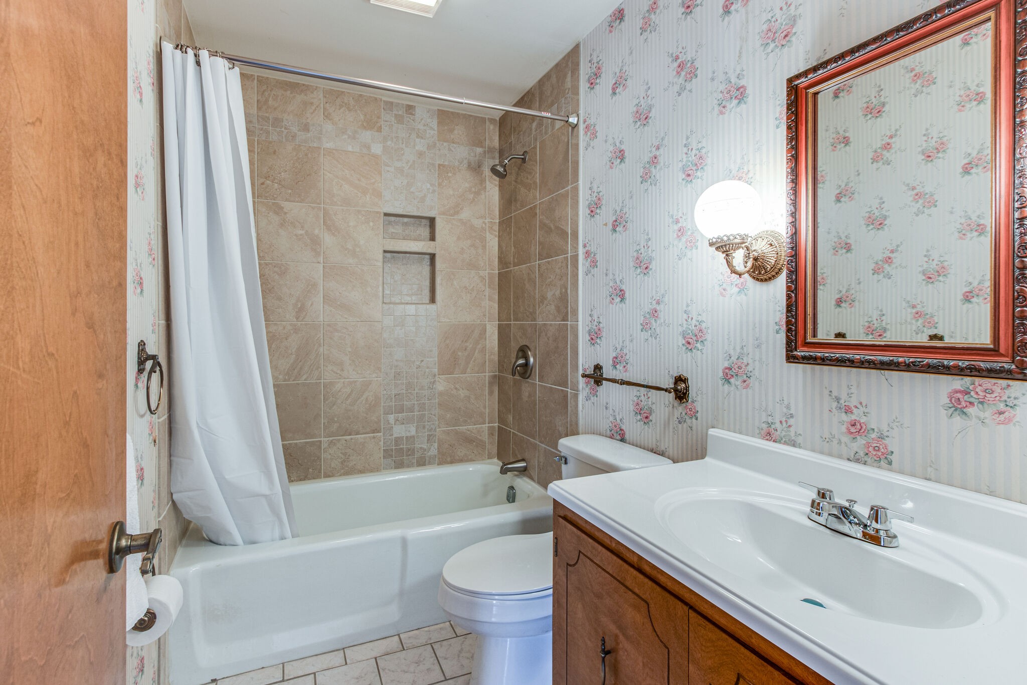 3083 Hickerson Road Manchester, TN 37355 - Photo 23 of 34 a bathroom with a sink toilet and shower