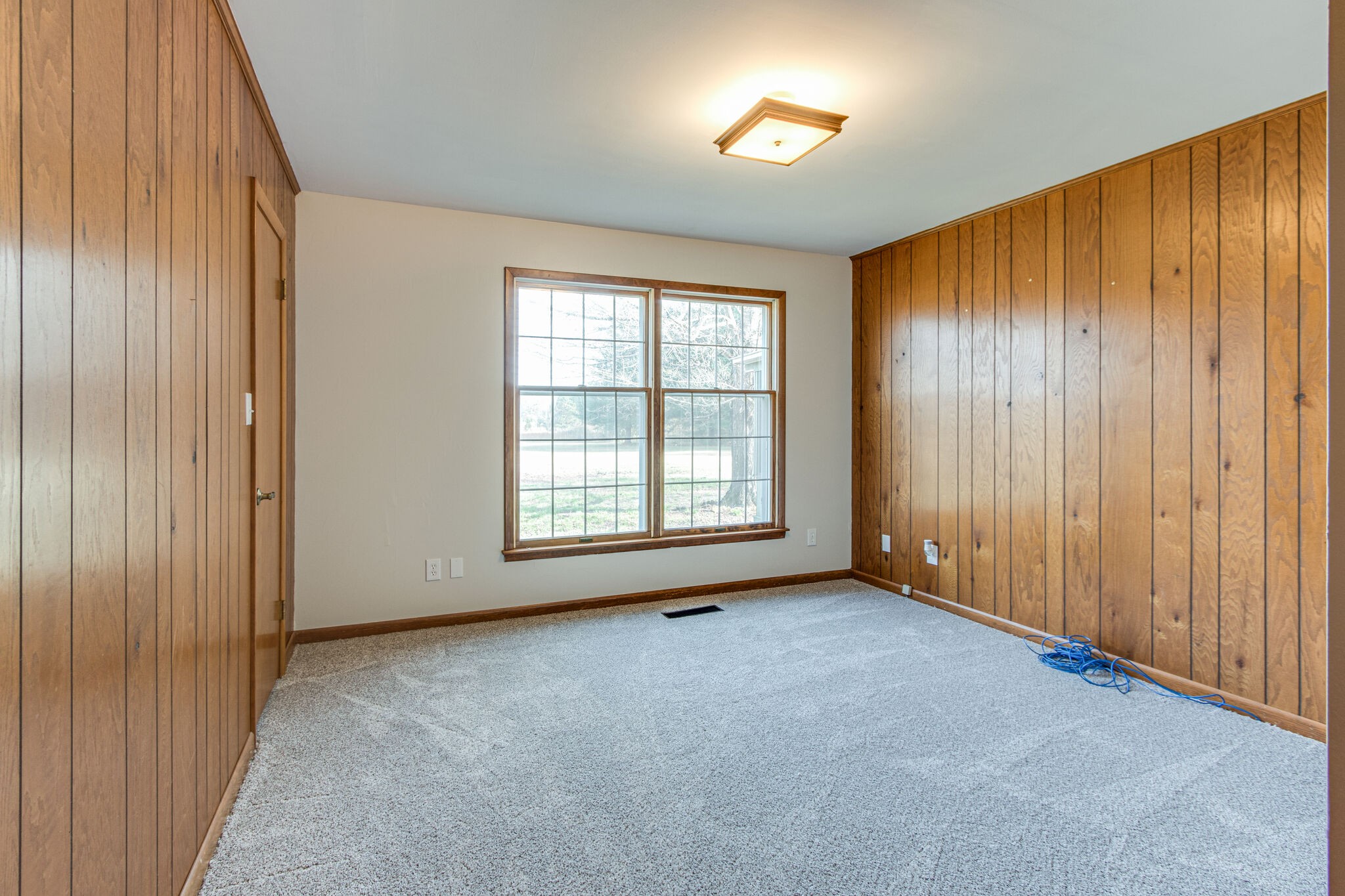 3083 Hickerson Road Manchester, TN 37355 - Photo 24 of 34 an empty room with windows