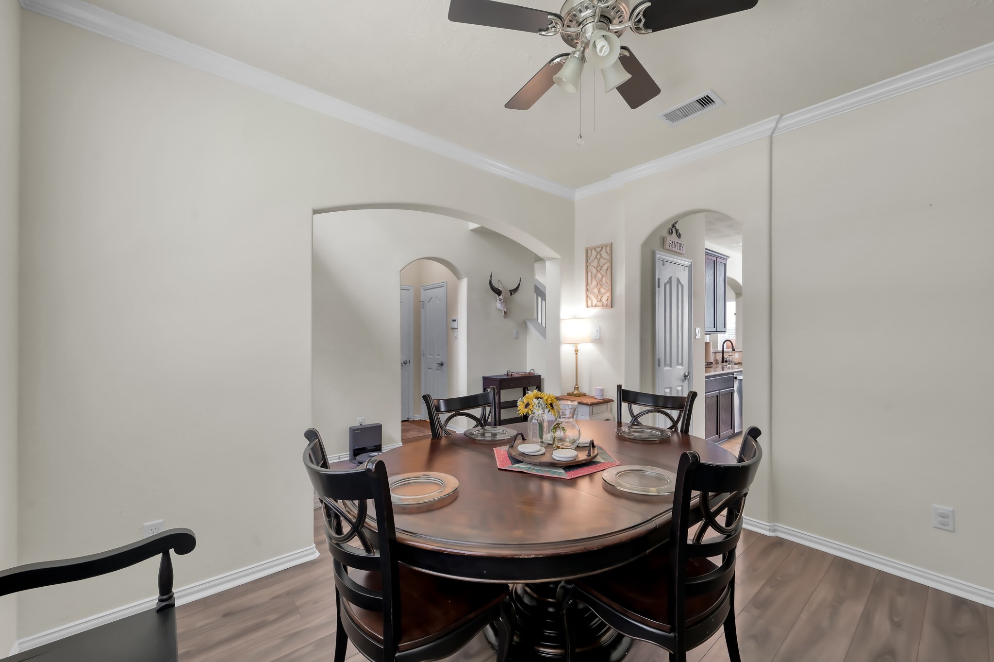 84 Palos Verde Conroe, TX 77304 - Photo 9 of 39