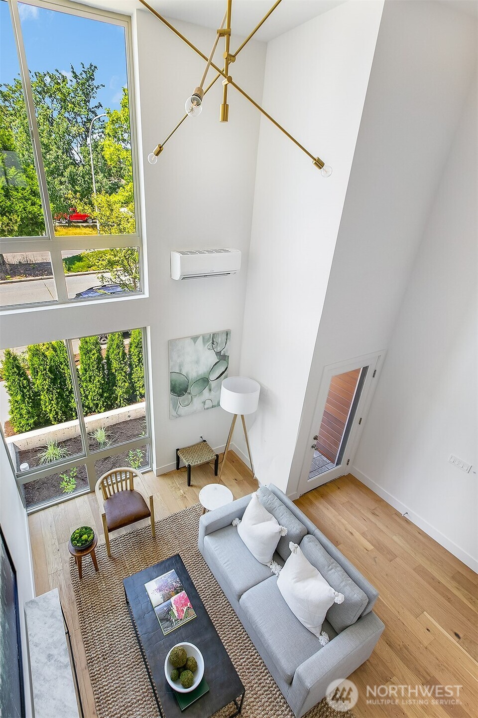 5054 Sand Point Way Northeast Seattle, WA 98105 - Photo 10 of 17