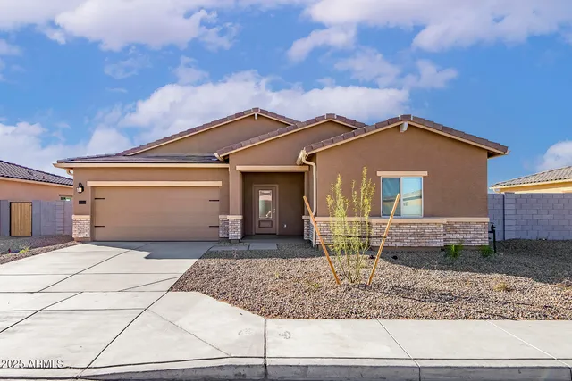 $368,900 | 675 West Pintail Drive, Casa Grande, AZ 85122