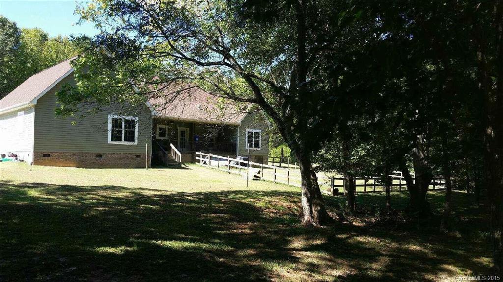 2852 Baird Road, Unit 9 Clover, SC 29710 - Photo 18 of 19 Gallery Image 18
