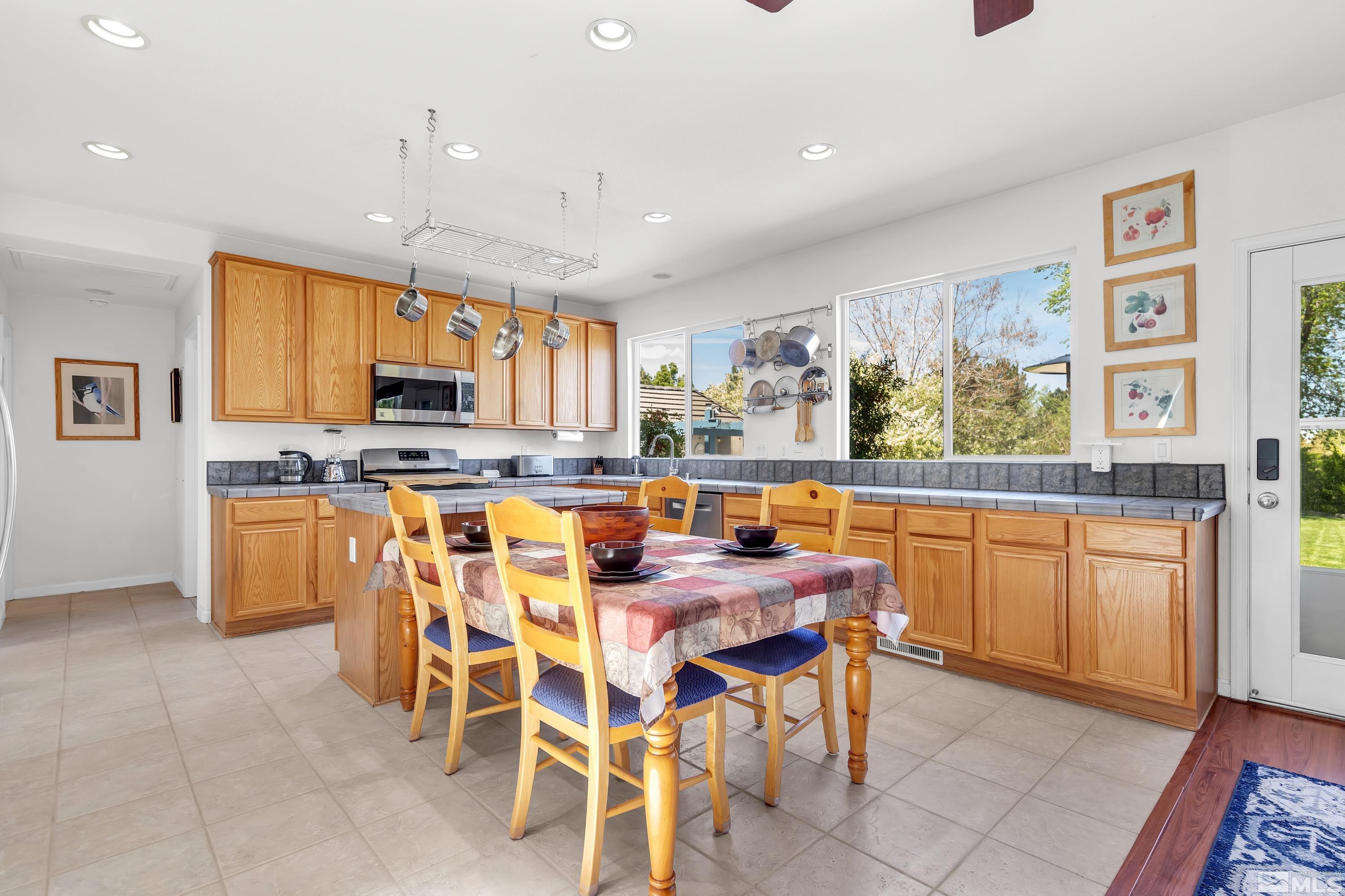 2385 Solitude Drive Reno, NV 89511 - Photo 11 of 36 Photo 11