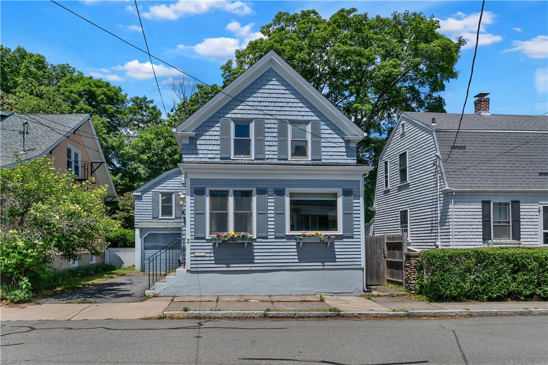 3 Sycamore Street Newport, RI 02840 - Photo 1 of 41