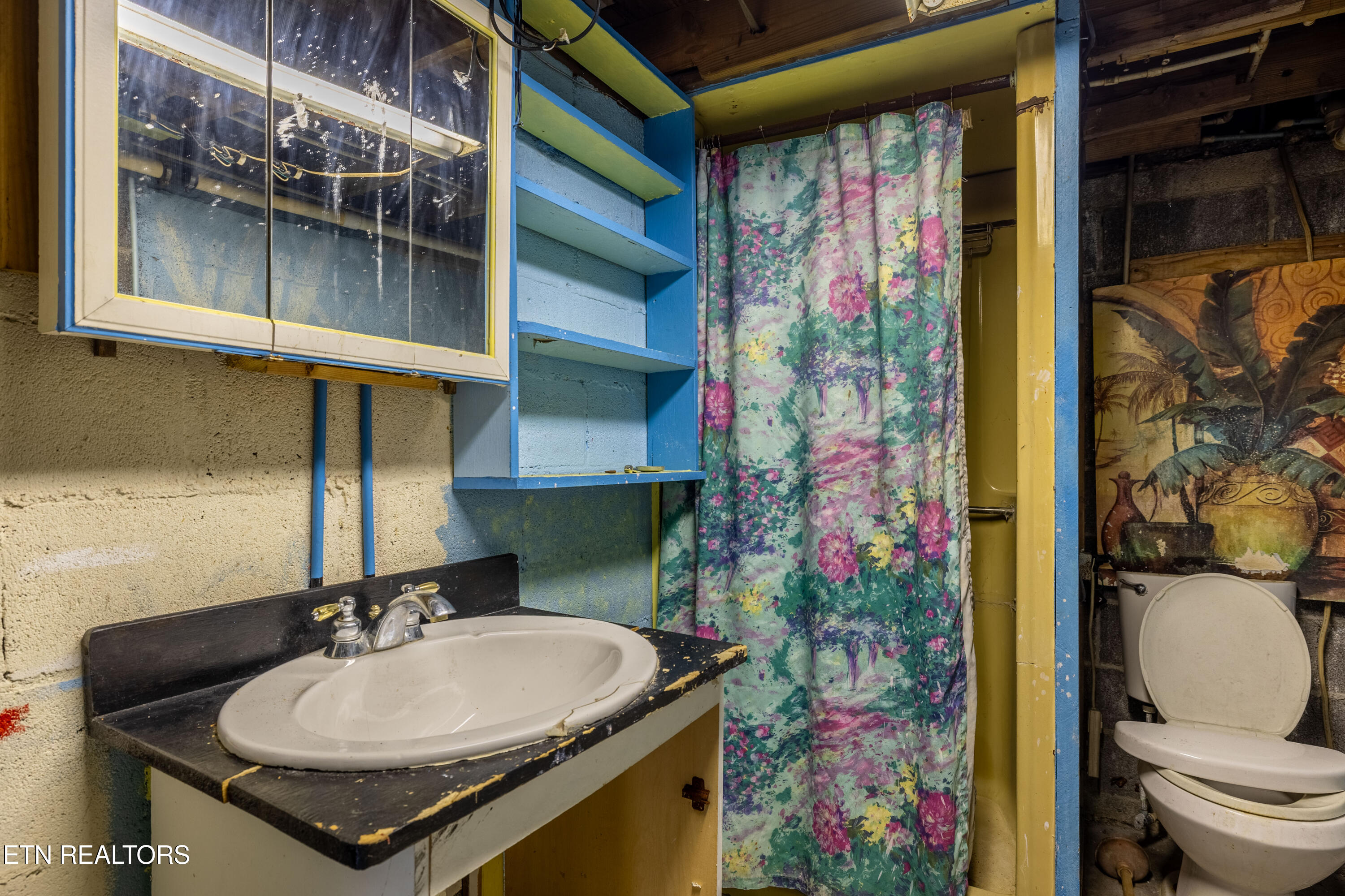 2320 Midway Road Kodak, TN 37764 - Photo 17 of 24 2320Midwayrd-16