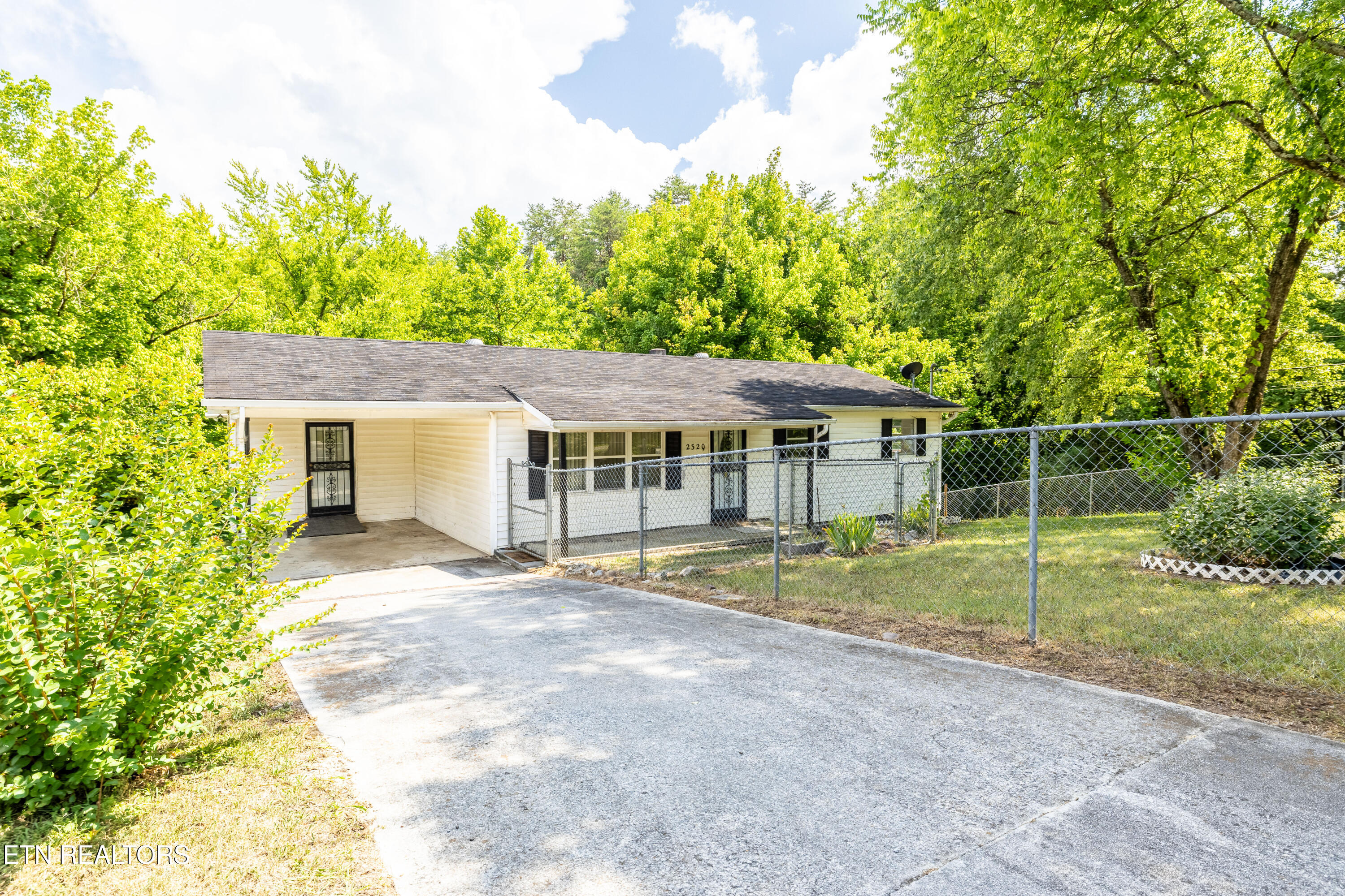 2320 Midway Road Kodak, TN 37764 - Photo 22 of 24 2320Midwayrd-24