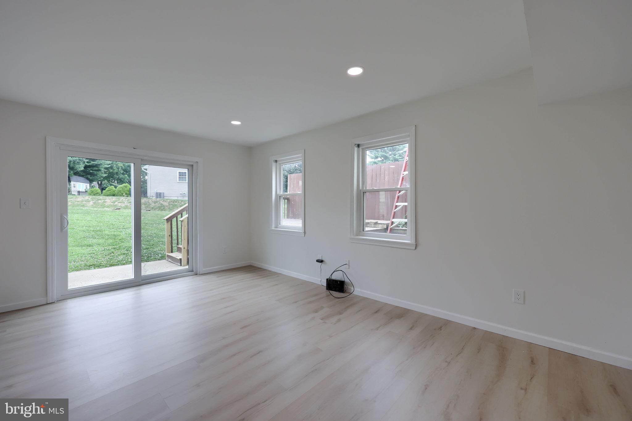 455 Crosswinds Drive Lititz, PA 17543 - Photo 18 of 32 Gallery Image 18