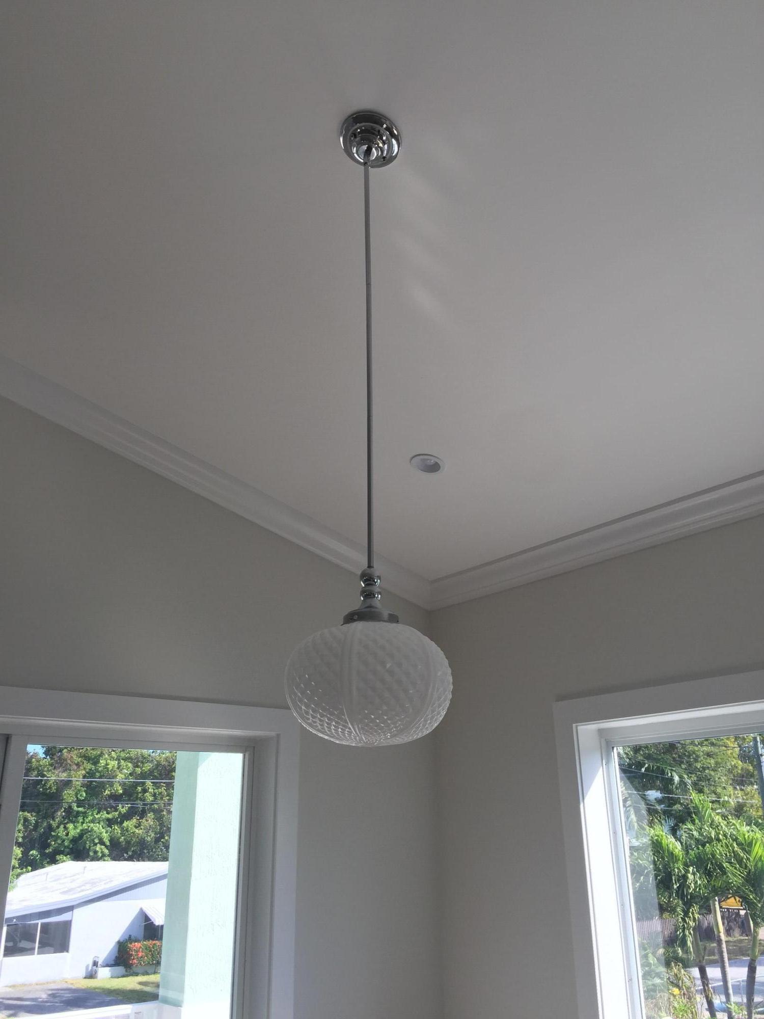 5 North End Road Key Largo, FL 33037 - Photo 17 of 33 Light Fixture Dining Room