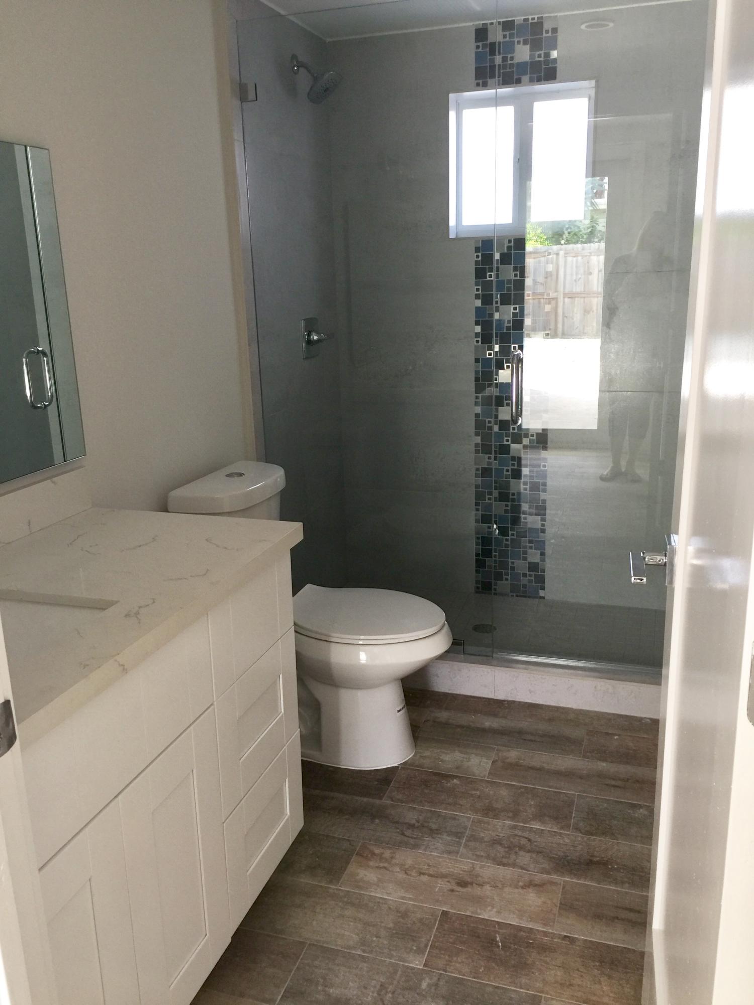 5 North End Road Key Largo, FL 33037 - Photo 29 of 33 Downstairs Bathroom