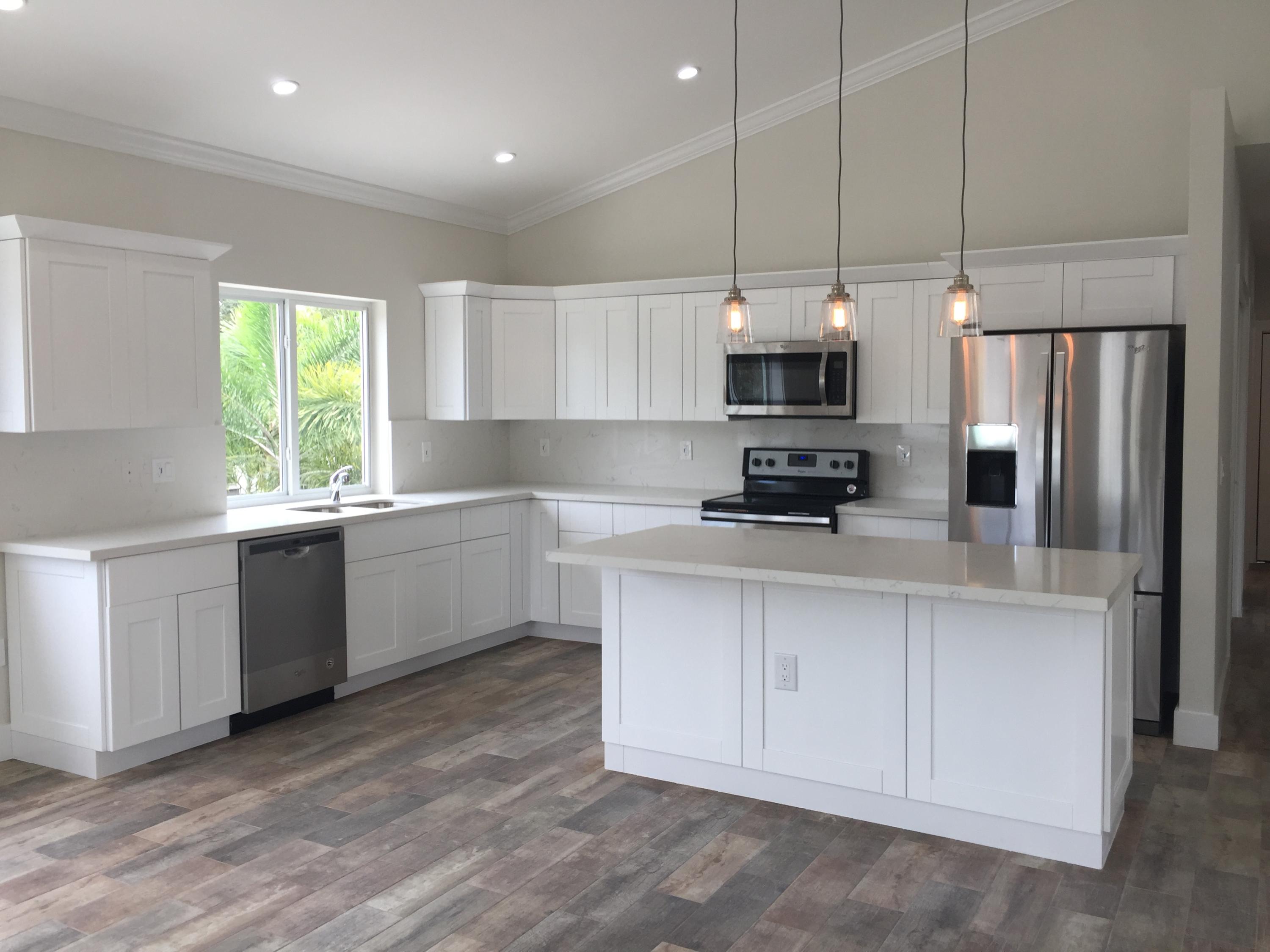 5 North End Road Key Largo, FL 33037 - Photo 9 of 33 Kitchen