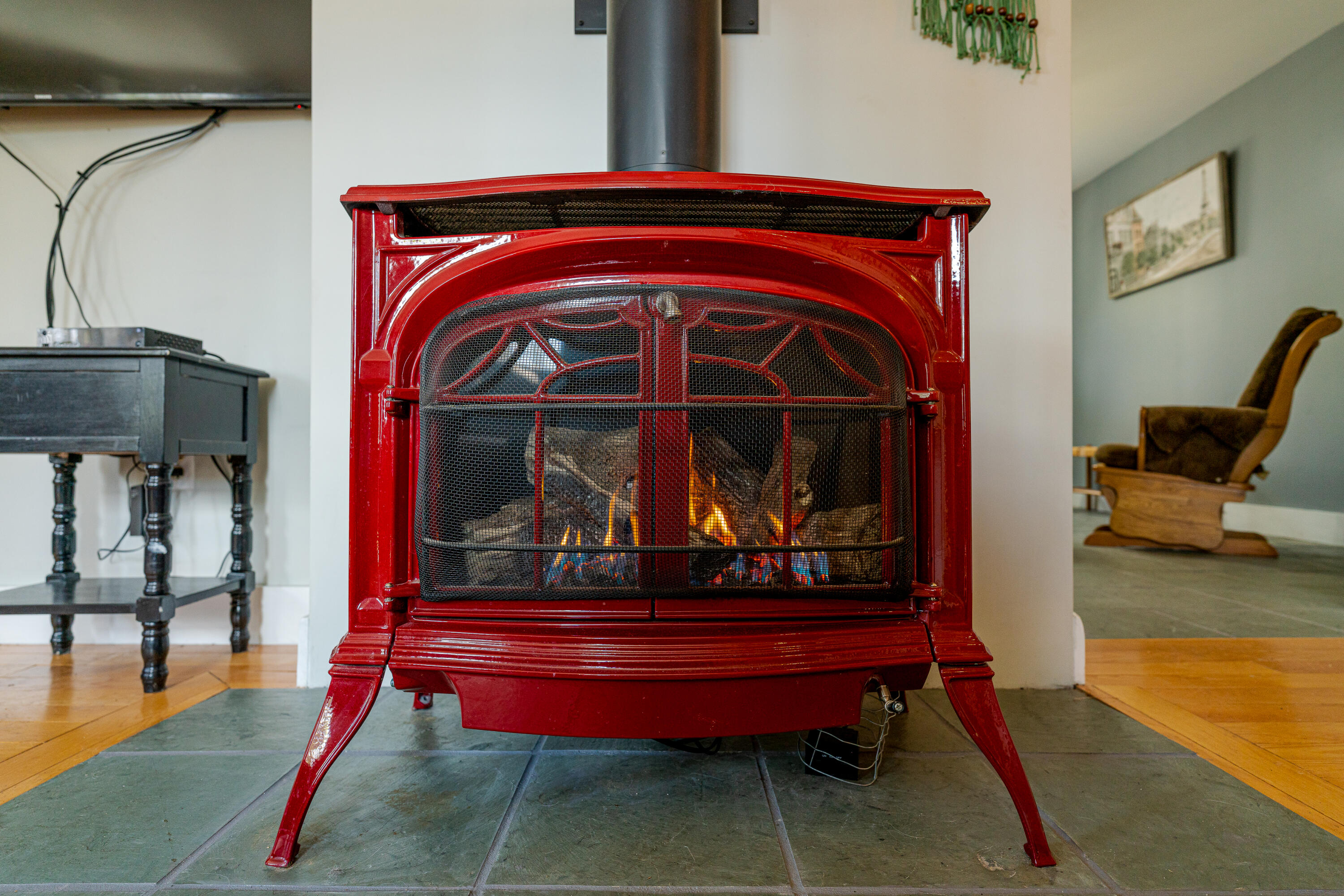 562 River Road Buxton, ME 04093 - Photo 17 of 43 Gas stove