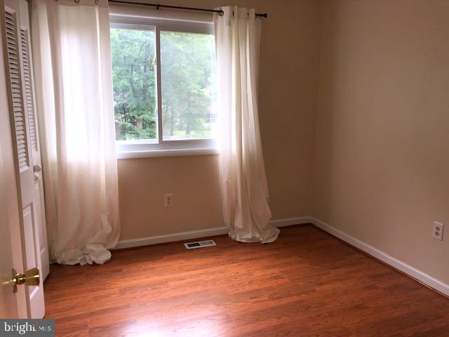 21 Thrush Road Sterling, VA 20164 - Photo 13 of 14 BEDROOM