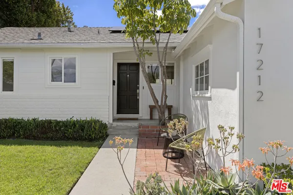 $1,395,000 | 17212 Bullock Street, Encino, CA 91316