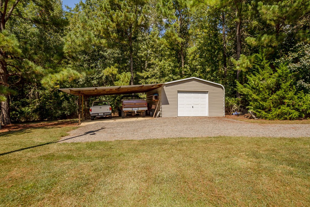 189 Garrett Road Edgefield, SC 29824 - Photo 8 of 37