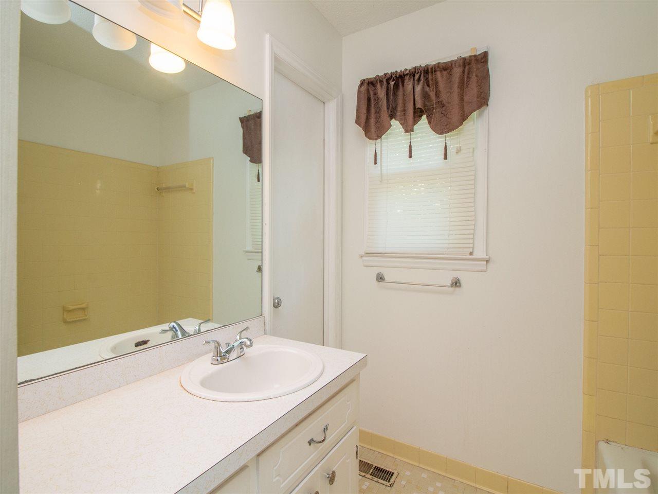 4709 Waterbury Road Raleigh, NC 27604 - Photo 8 of 18