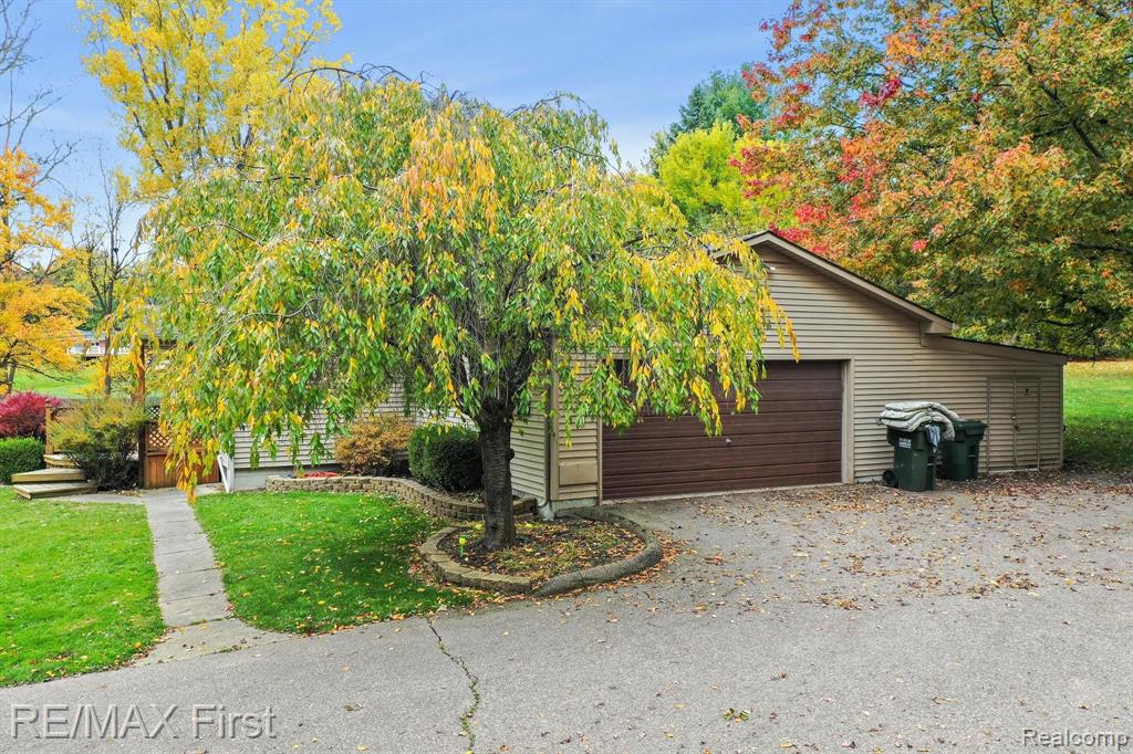311 Nevada Avenue Rochester Hills, MI 48309 - Photo 5 of 28