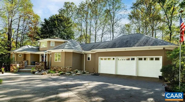$1,250,000 | 105 Saddleback Knoll, Nellysford, VA 22958