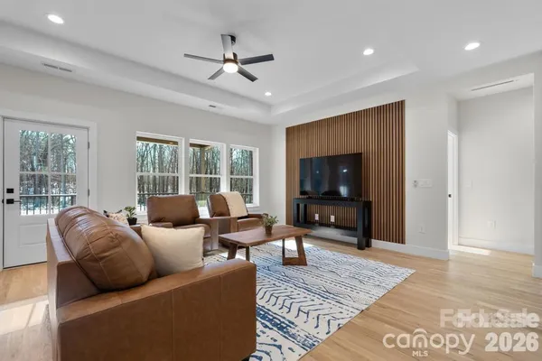 $2,550 | 548 Car Farm Road, Lincolnton, NC 28092