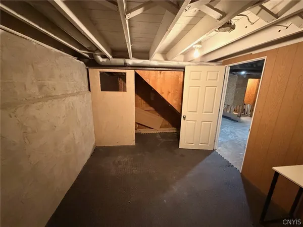 $229,900 | 301 Downsview Drive, Gates, NY 14606