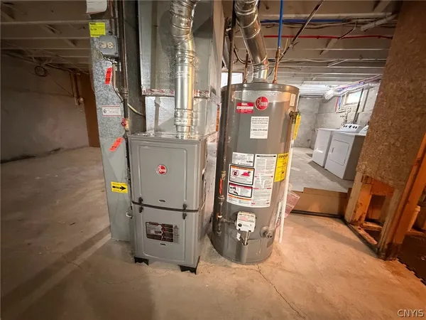 $229,900 | 301 Downsview Drive, Gates, NY 14606