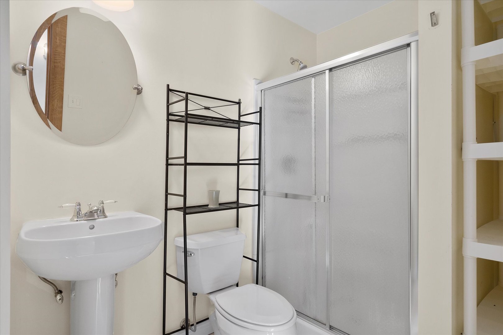 8865 East Sandwich Road Hinckley, IL 60520 - Photo 22 of 40 Gallery Image 22
