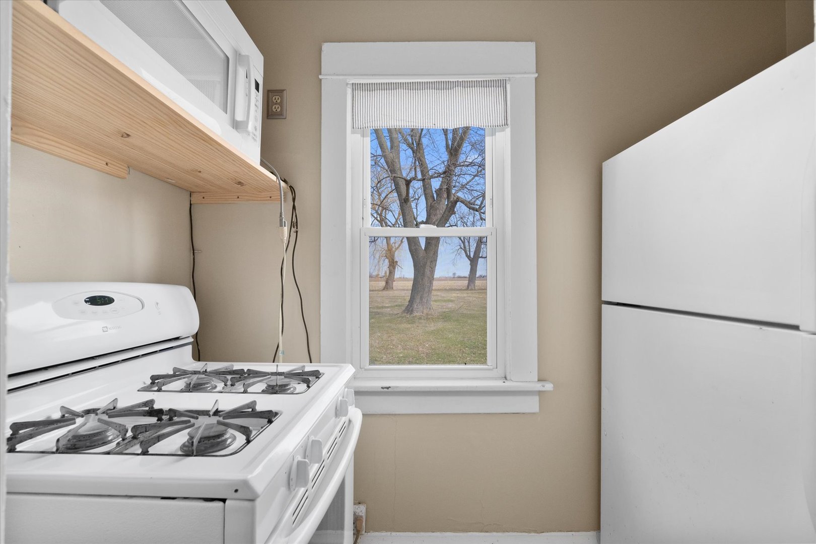 8865 East Sandwich Road Hinckley, IL 60520 - Photo 27 of 40 Gallery Image 27