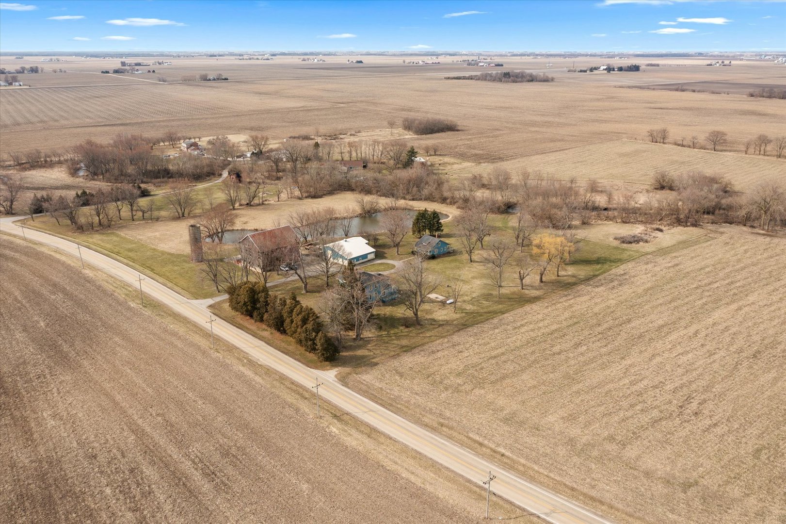 8865 East Sandwich Road Hinckley, IL 60520 - Photo 36 of 40 Gallery Image 36