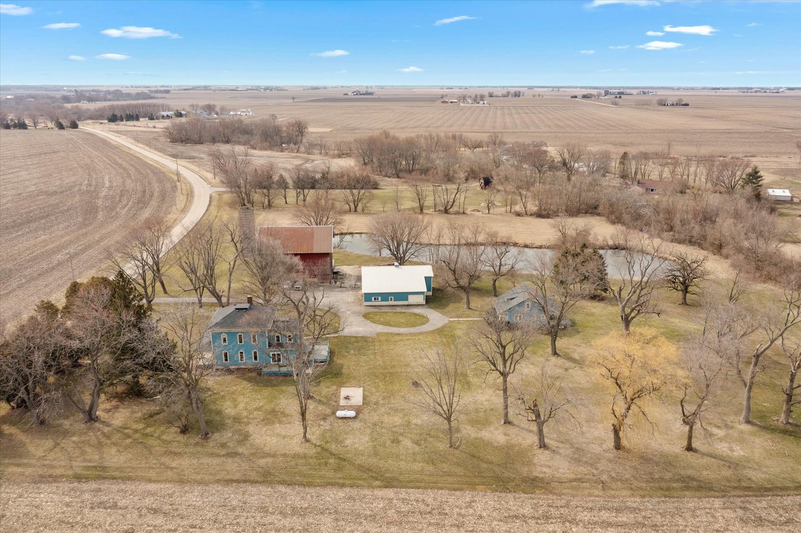 8865 East Sandwich Road Hinckley, IL 60520 - Photo 37 of 40 Gallery Image 37