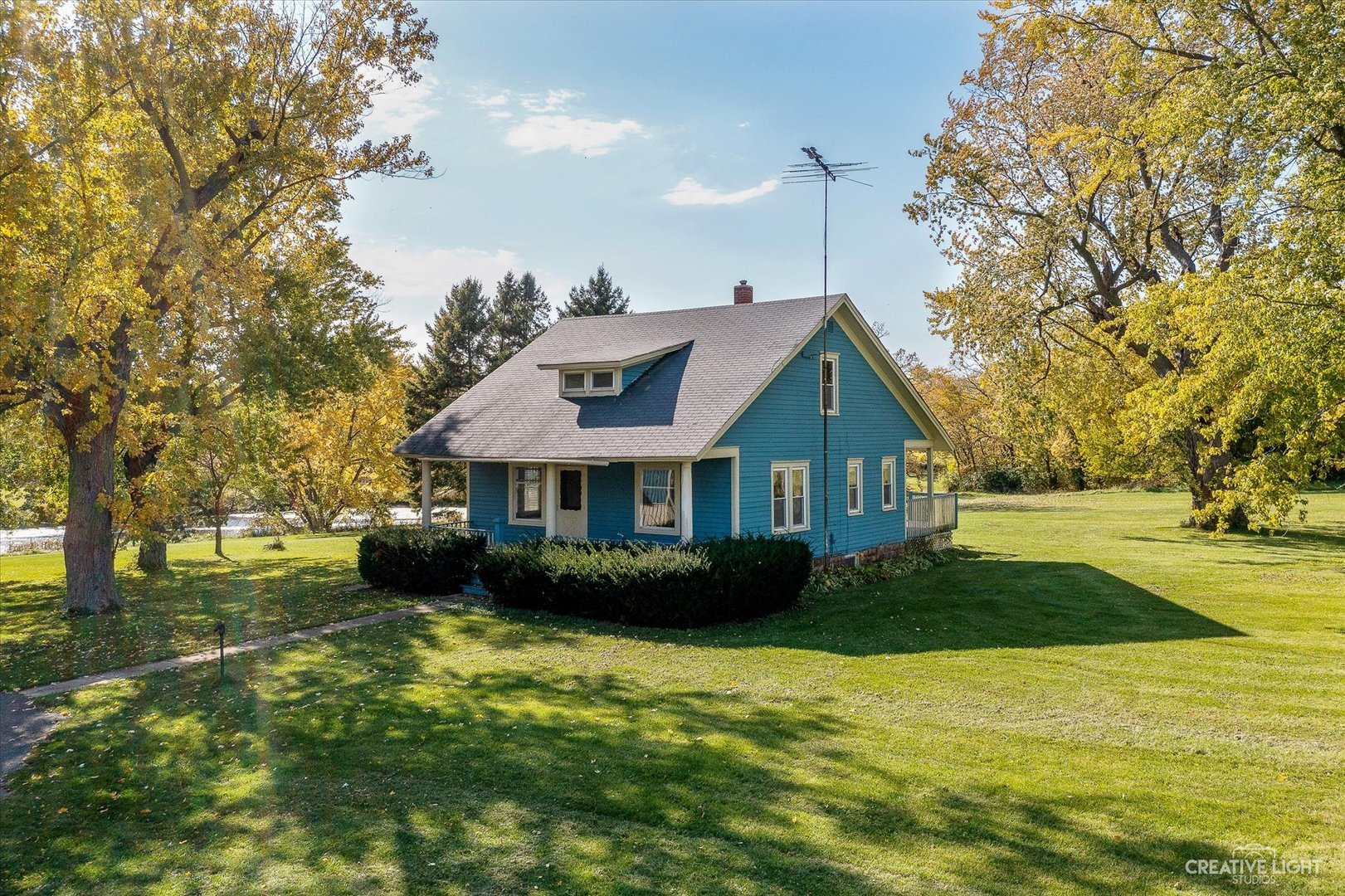 8865 East Sandwich Road Hinckley, IL 60520 - Photo 6 of 40 Gallery Image 6