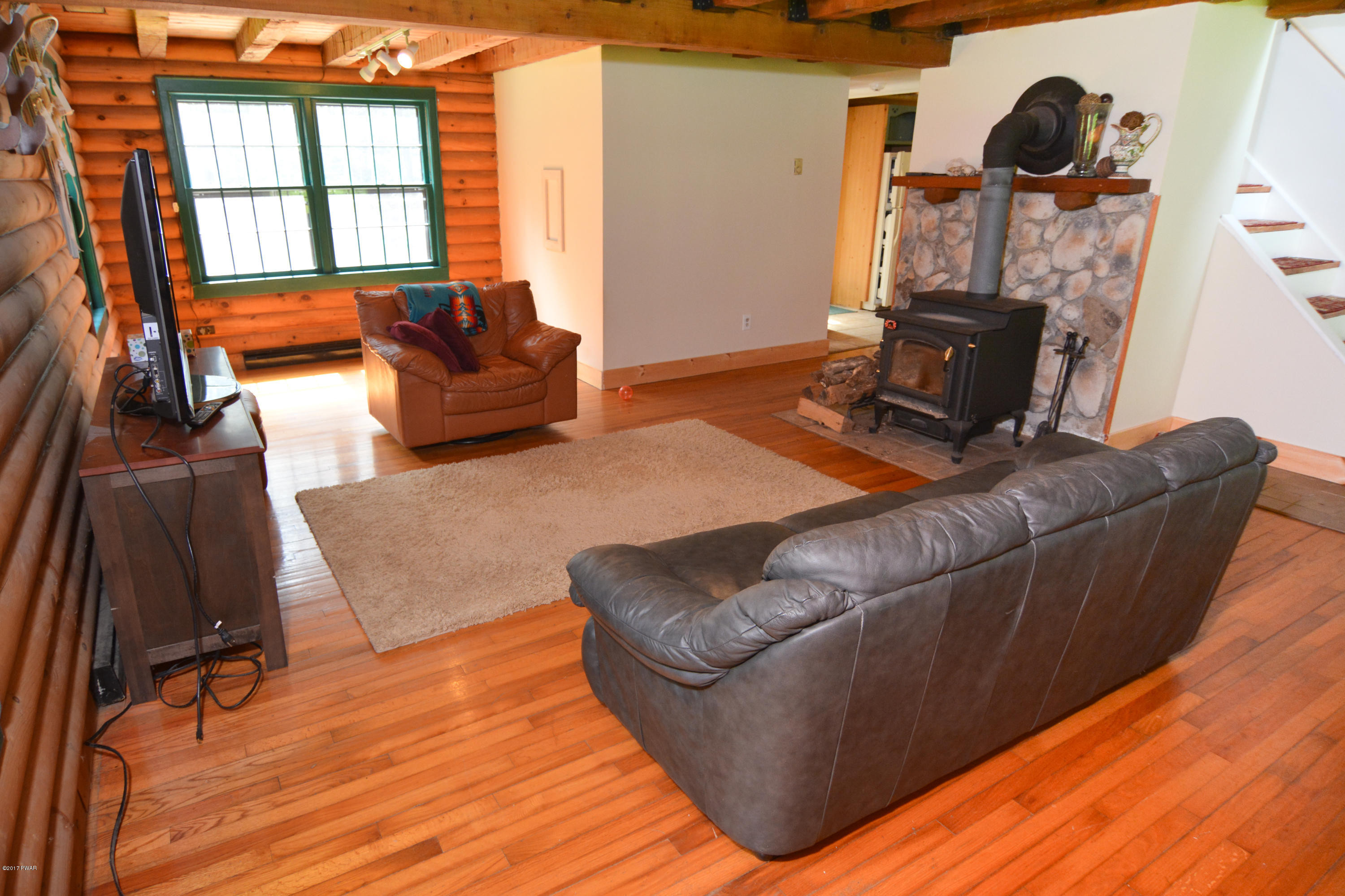 113 Old Schoolhouse Road Milford, PA 18337 - Photo 14 of 24