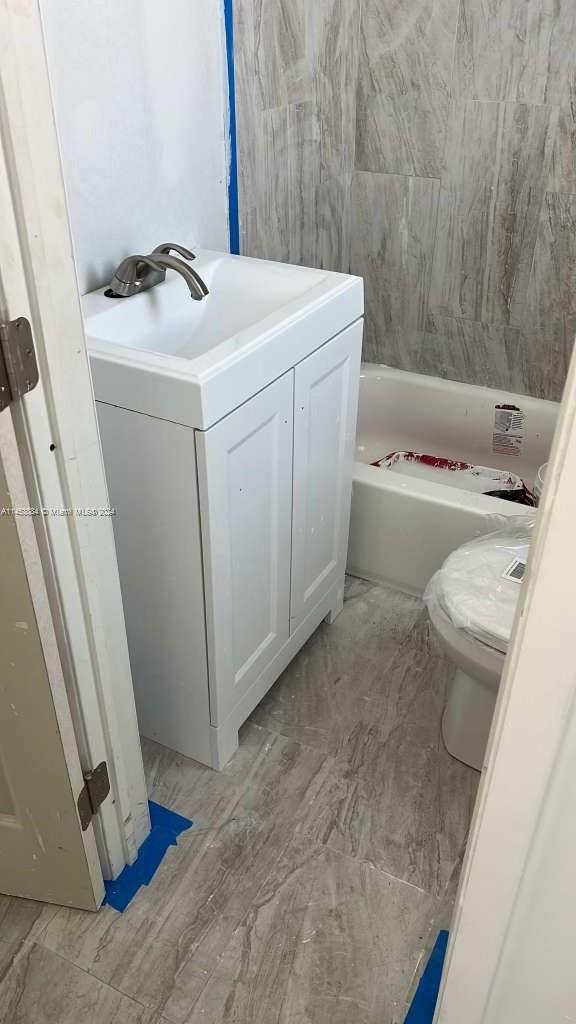 6955 Rue Vendome Miami Beach, FL 33141 - Photo 37 of 43 a utility room with dryer and washer