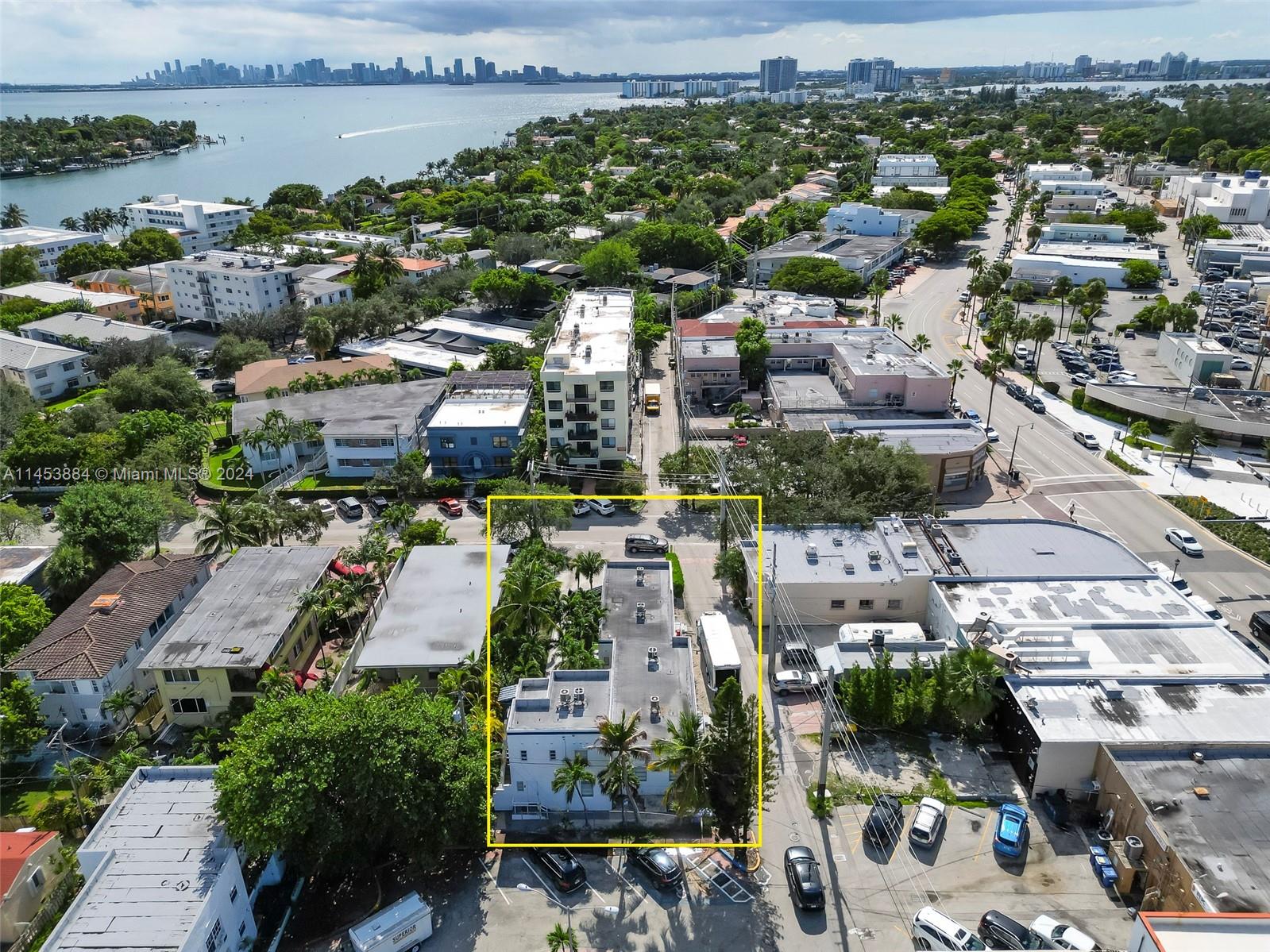 6955 Rue Vendome Miami Beach, FL 33141 - Photo 5 of 43 an aerial view of a city