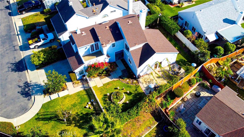 20975 Sequoia Lane Mission Viejo, CA 92691 - Photo 38 of 47 an aerial view of a house swimming pool and