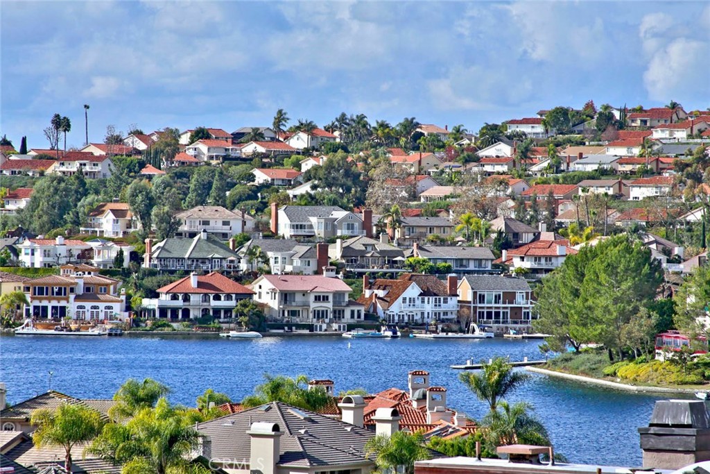 20975 Sequoia Lane Mission Viejo, CA 92691 - Photo 46 of 47 a city view