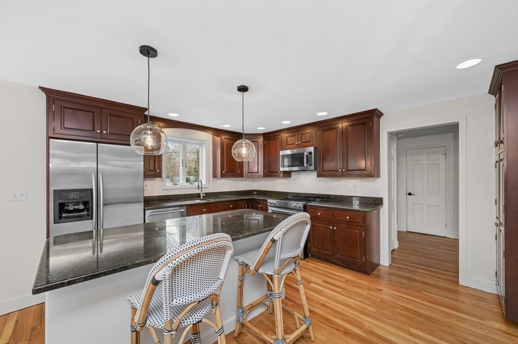 3 Dukes Road Wellesley, MA 02481 - Photo 12 of 34 Gallery Image 12