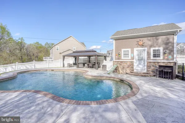 $979,000 | 836 Sweet Birch Drive, Middletown, DE 19709