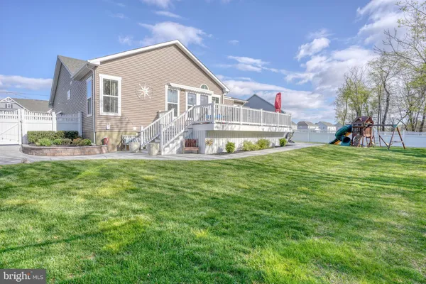 $979,000 | 836 Sweet Birch Drive, Middletown, DE 19709