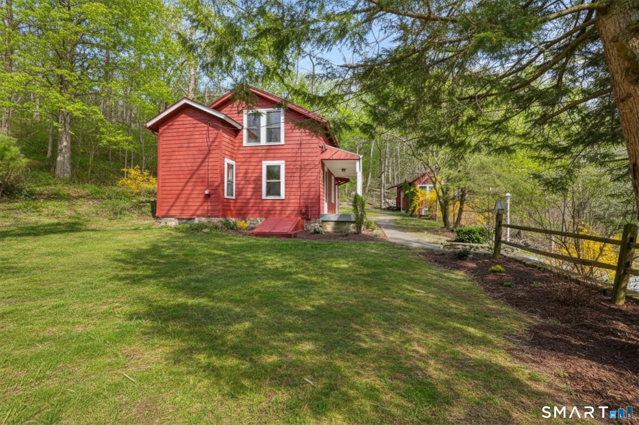 60 Riggs Street Oxford, CT 06478 - Photo 14 of 38