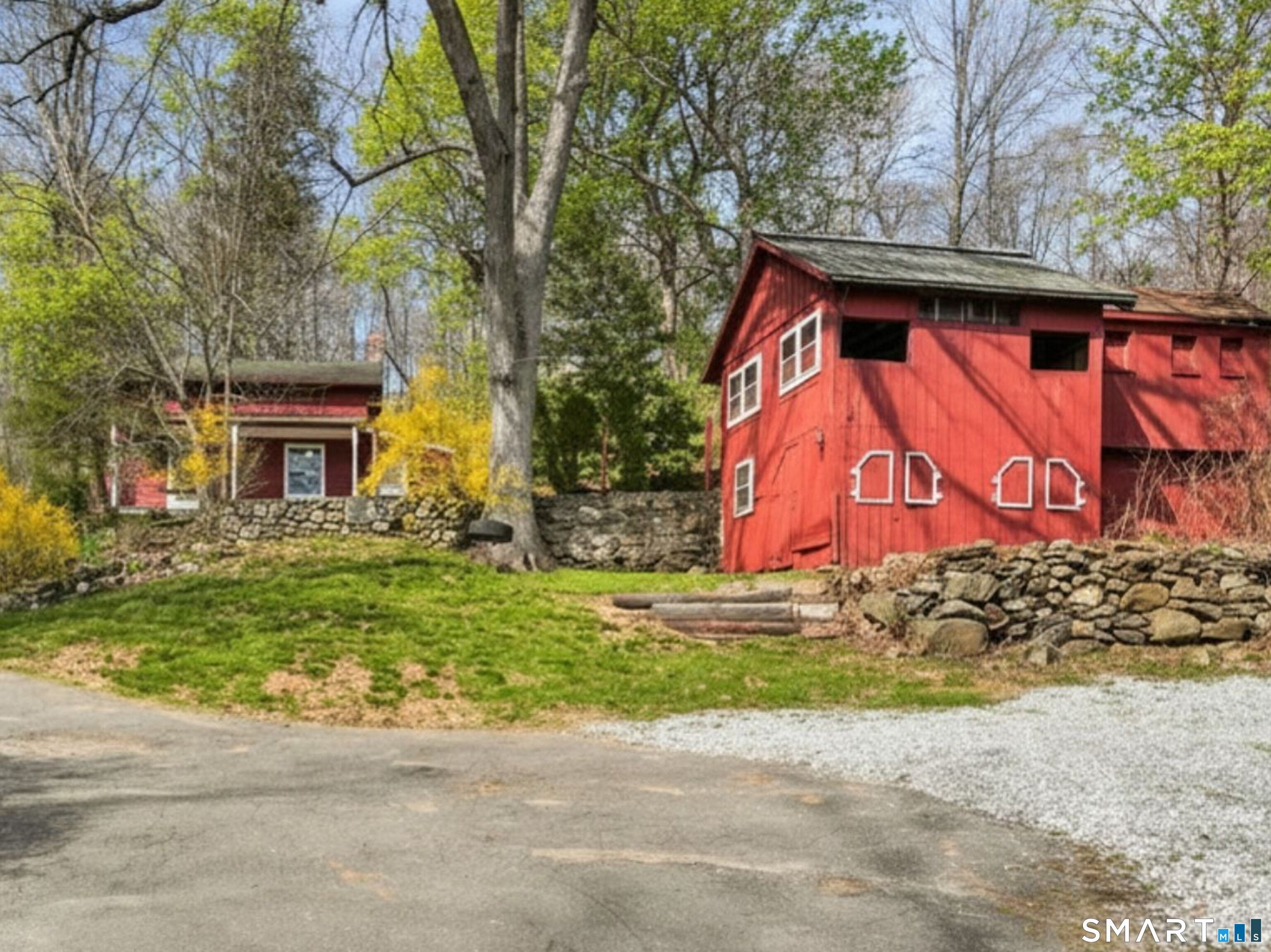 60 Riggs Street Oxford, CT 06478 - Photo 2 of 38