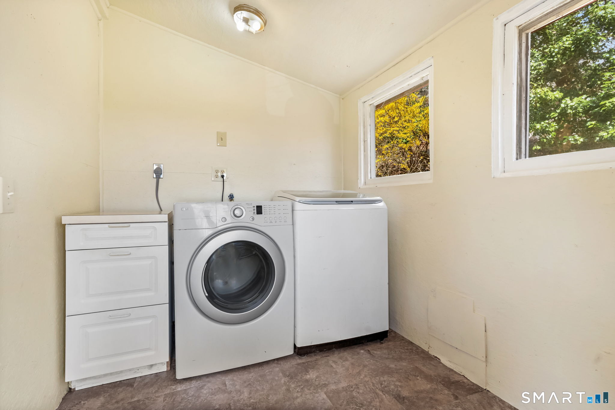 60 Riggs Street Oxford, CT 06478 - Photo 32 of 38