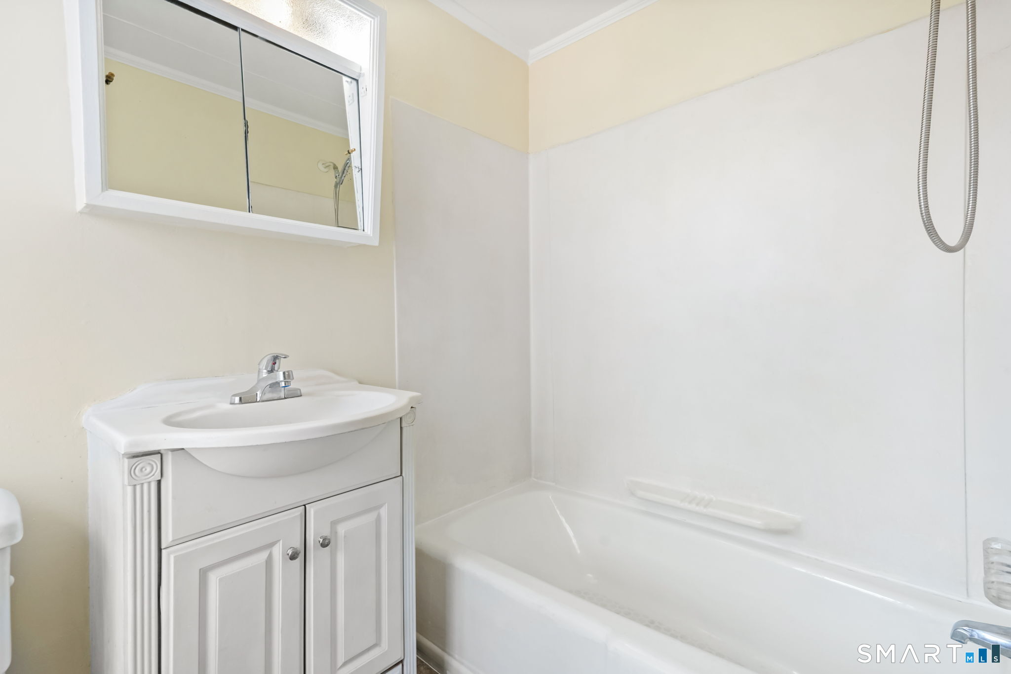 60 Riggs Street Oxford, CT 06478 - Photo 35 of 38