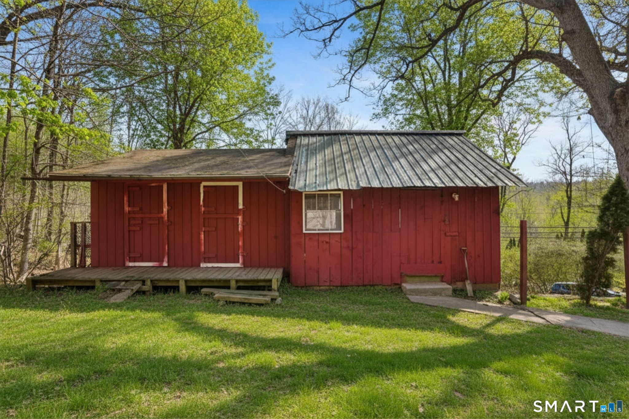 60 Riggs Street Oxford, CT 06478 - Photo 10 of 38