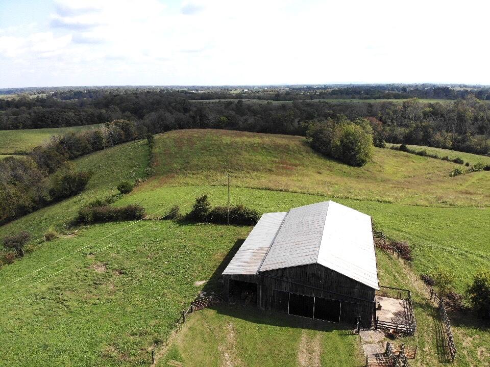 2142 Perry Rogers Road Lancaster, KY 40444 - Photo 12 of 52 0E78BBCE-9F03-4435-A419-83BF7CD8EF8A