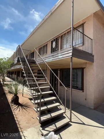 $1,033 | 3726 Hazelwood Street, Unit 24, Las Vegas, NV 89119
