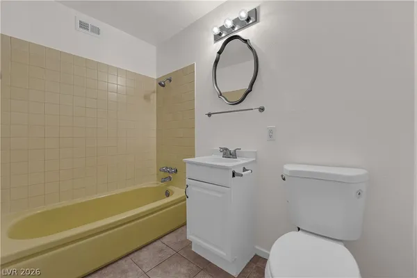 $900 | 3726 Hazelwood Street, Unit 24, Las Vegas, NV 89119