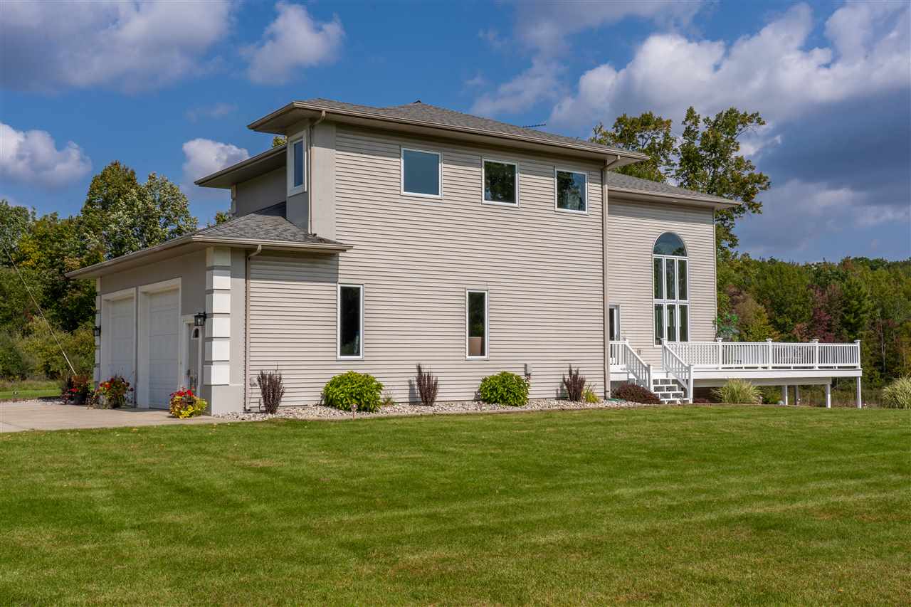 454 North Rolland Road Weidman, MI 48893 - Photo 5 of 74 1886218-4.JPG