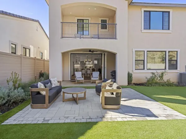 $1,269,000 | 2971 Rue De Latour, Vista, CA 92084