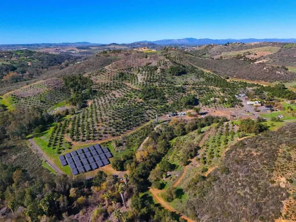 $1,269,000 | 2971 Rue De Latour, Vista, CA 92084